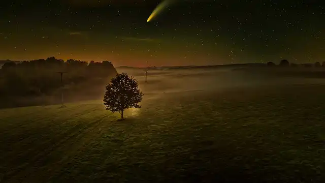 Here’s How You Can See a Once-in-a-Lifetime Comet Streak Past Earth